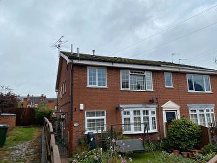 2 Bedroom Maisonette To Rent In Sherbrook Road, Daybrook, Nottingham, NG5