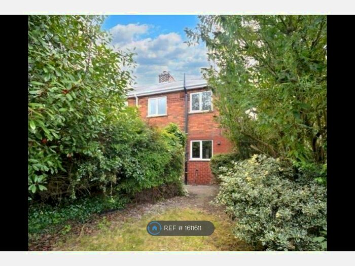 3 Bedroom Semi-Detached House To Rent In Boughton Lane, Clowne, Chesterfield, S43