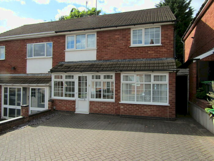 3 Bedroom Semi-Detached House To Rent In Middlemist Grove, Great Barr, Birmingham, B43