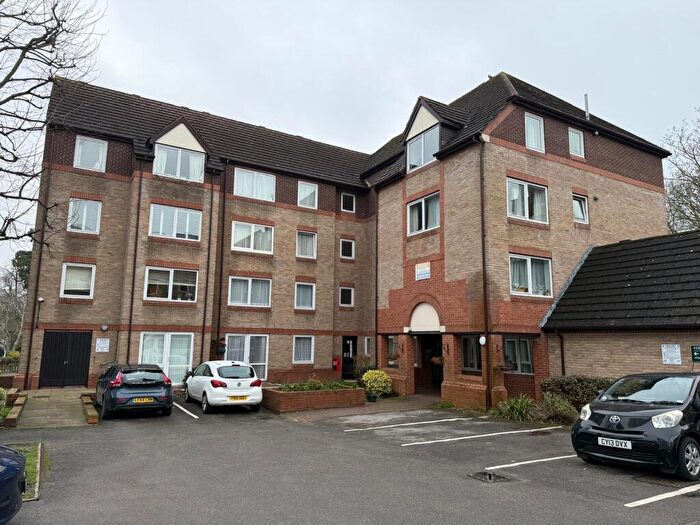 1 Bedroom Flat To Rent In Cedar Road, SM2