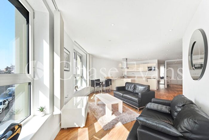 Studio To Rent In Queensland Road, Queensland Terrace, Islington, London, N7