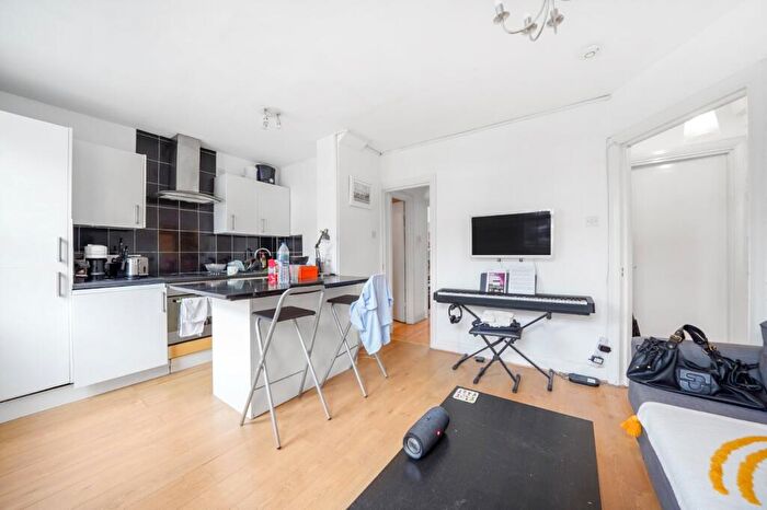 2 Bedroom Flat To Rent In Park Road, Marylebone, NW1
