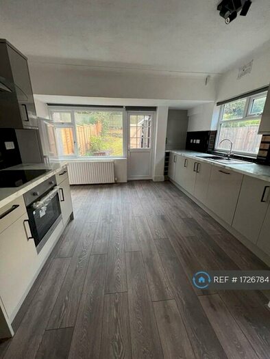 2 Bedroom Semi-Detached House To Rent In Reservoir Road, Selly Oak, Birmingham, B29