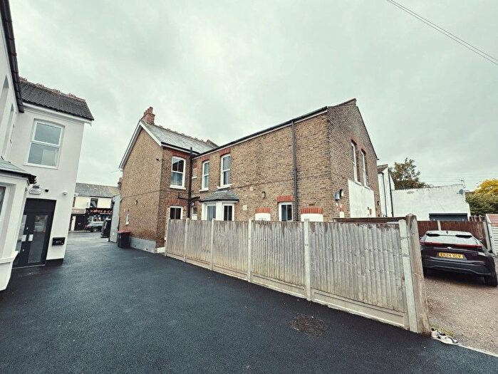 Studio For Sale In Flat, Southchurch Road, Southend-On-Sea, Essex, SS1