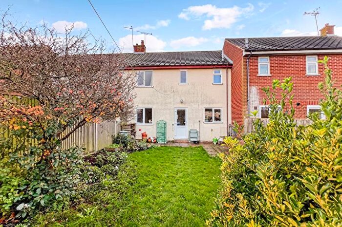 3 Bedroom Terraced House For Sale In Langholm Road, Ashford, TN23