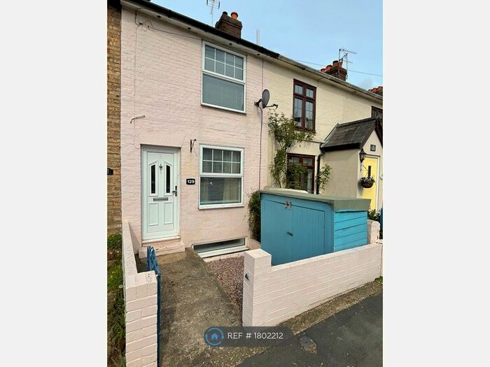 2 Bedroom Terraced House To Rent In Pembury Road, Tonbridge, TN9