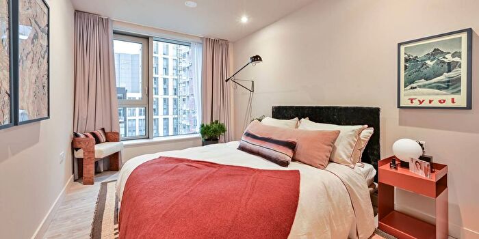 2 Bedroom Flat To Rent In Coppermaker Square, Stratford, E20