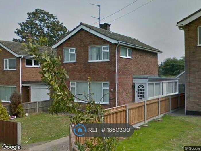 3 Bedroom Detached House To Rent In Walmer Road, Lowestoft, NR33