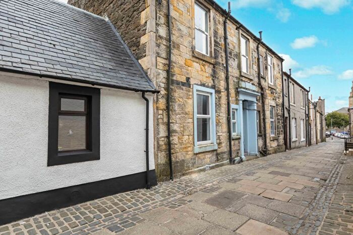 2 Bedroom Flat For Sale In , / Hill Street, Irvine, KA12