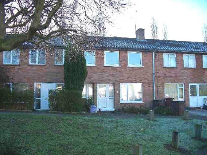 4 Bedroom Terraced House To Rent In Garden Avenue, Hatfield, AL10