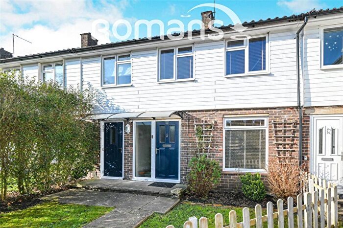 3 Bedroom House To Rent In Balfour Crescent, Bracknell, RG12