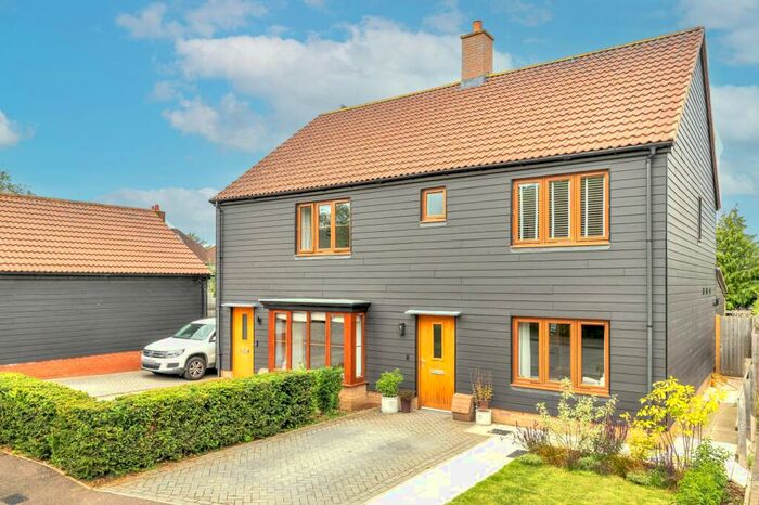 4 Bedroom Semi-Detached House For Sale In Philosophers Gate, Ashwell, SG7