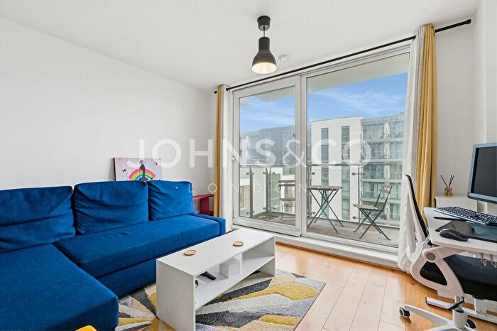 1 Bedroom Flat To Rent In Great West Quarter, Brentford, London, TW8