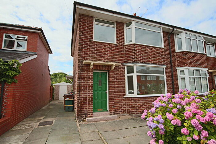 3 Bedroom Semi Detached House To Rent In Stanley Grove, Penwortham, PR1