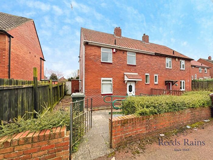 3 Bedroom Semi Detached House For Sale In Wansfell Avenue, Newcastle Upon Tyne, Tyne And Wear, NE5