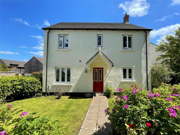 3 Bedroom Detached House For Sale In Hooper Close, Hatherleigh, Okehampton, EX20