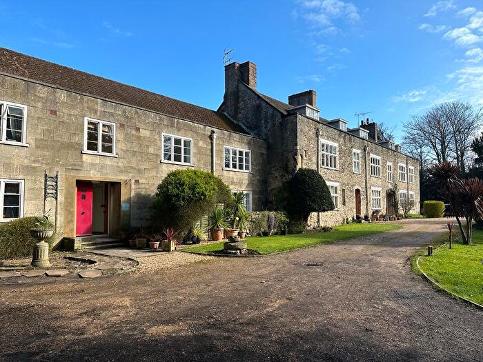 2 Bedroom Flat To Rent In Bitterne Manor House, Bitterne Road West, Southampton, Hampshire, SO18