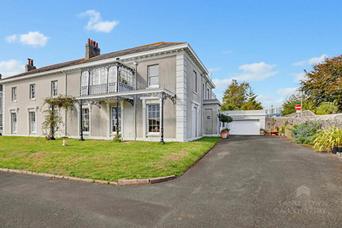 6 Bedroom Semi-Detached House For Sale In Penlee Gardens, Stoke, Plymouth, PL3