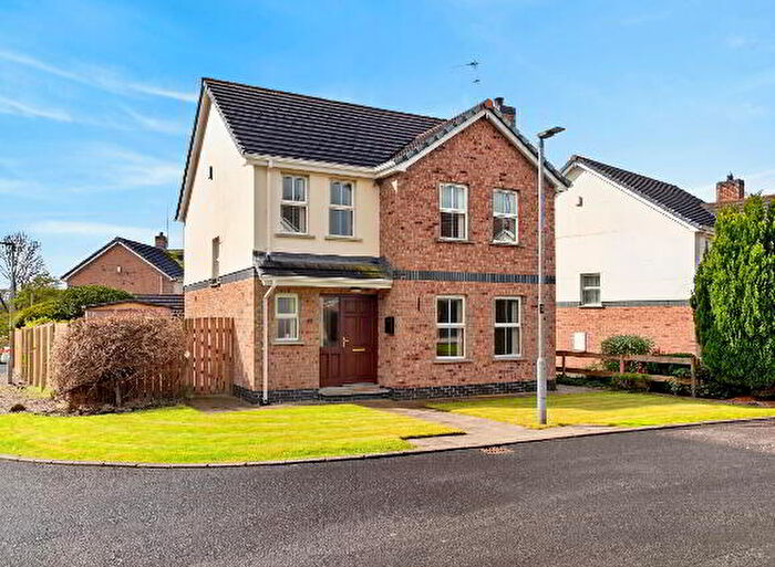 4 Bedroom Detached House For Sale In Fenaghy Heights, Ballymena, BT42
