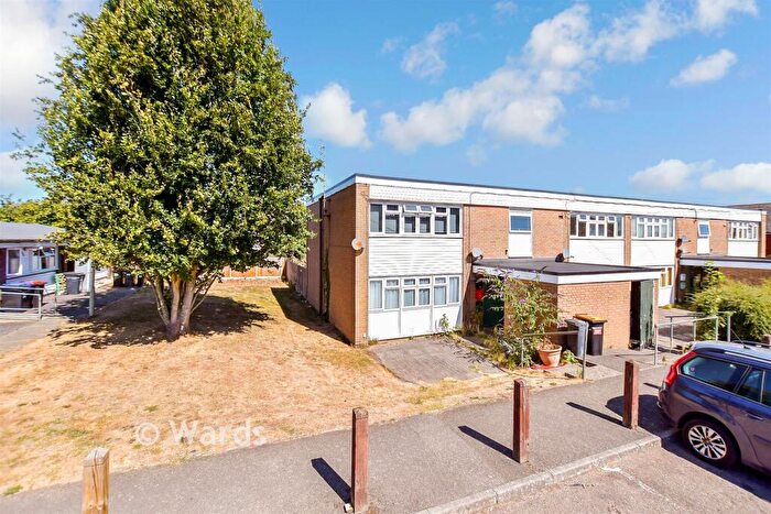 1 Bedroom Flat For Sale In Godwin Road, Canterbury, Kent, CT1