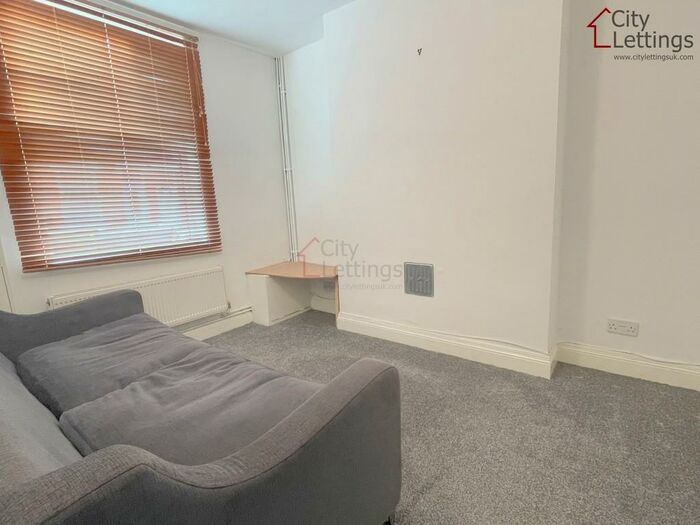 3 Bedroom Terraced House To Rent In Bradbury Street, Sneinton, NG2