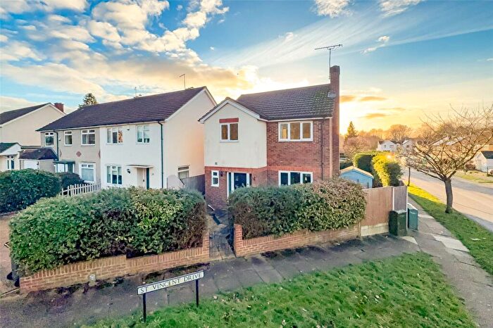 3 Bedroom Detached House For Sale In St. Vincent Drive, St. Albans, Hertfordshire, AL1