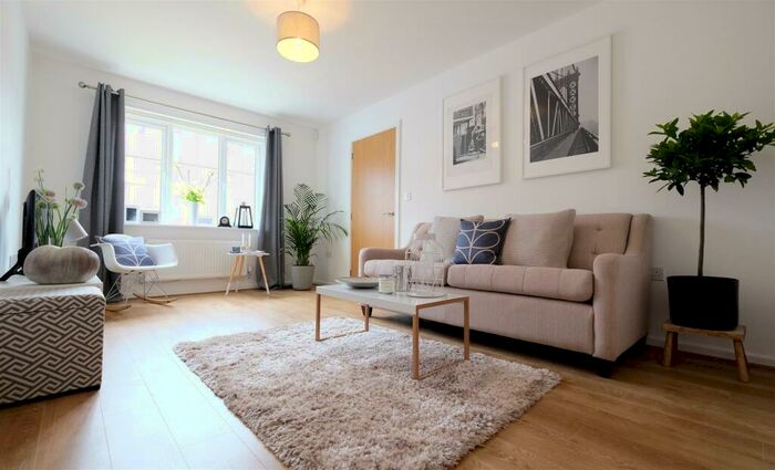 3 Bedroom Semi-Detached House To Rent In Cromwell Road, Ellesmere Port, CH65