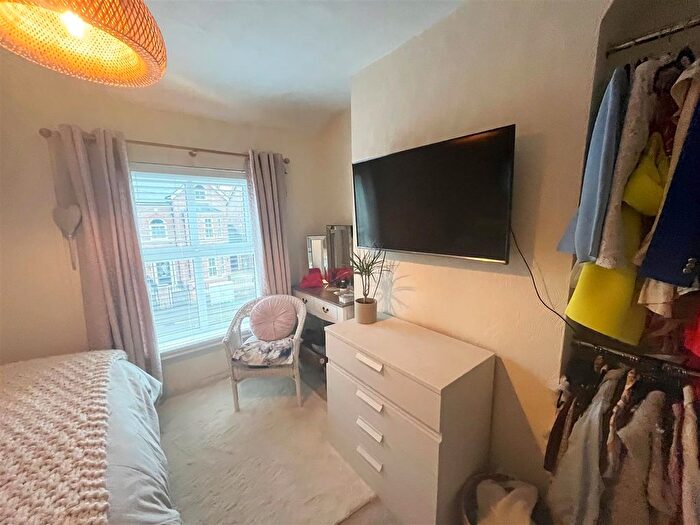 2 Bedroom Cottage To Rent In Chapel Lane, Wilmslow, Cheshire, SK9