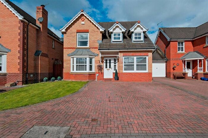 4 Bedroom Detached House For Sale In Lilac Wynd, Cambuslang, G72