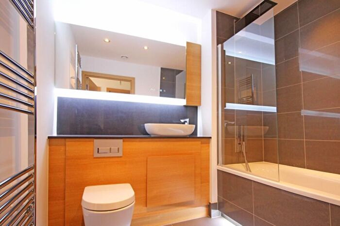 1 Bedroom Flat To Rent In The Duke, Langley Square, Oldfield Place, Dartford, Kent, DA1