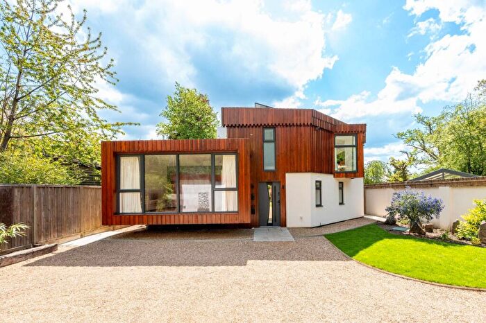 5 Bedroom Detached House For Sale In Dropmore Road, Dropmore, Burnham, SL1