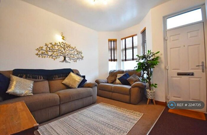 3 Bedroom Terraced House To Rent In Newland Road, Coventry, CV1