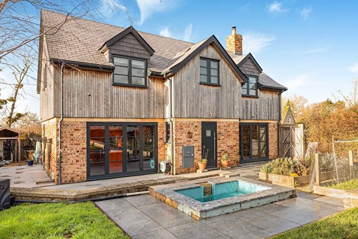 4 Bedroom Detached House For Sale In Horsemarling Lane, Standish, Stonehouse, Gloucestershire, GL10