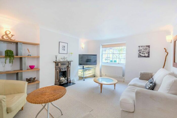 1 Bedroom Flat For Sale In Balcombe Street, Marylebone, London, NW1