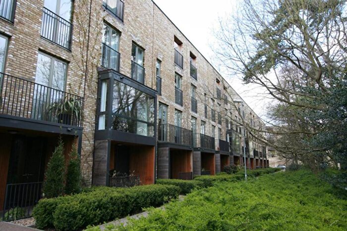 4 Bedroom House To Rent In Aberdeen Avenue, Cambridge, CB2