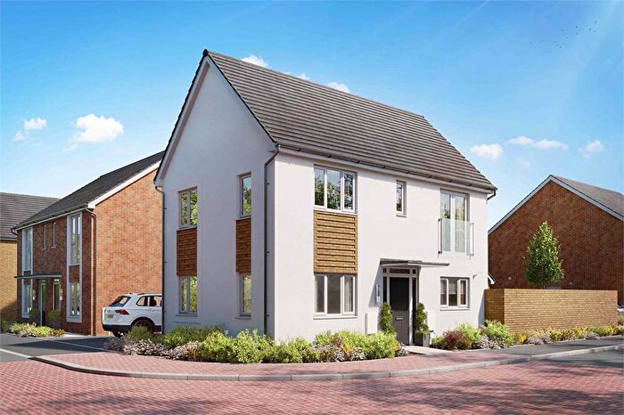 3 Bedroom Detached House For Sale In Farnsworth Drive, Clay Cross, S45