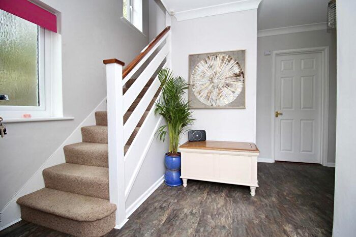 4 Bedroom Detached House For Sale In Old Bridge Close, Bursledon, SO31