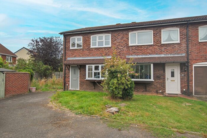 3 Bedroom Semi-Detached House For Sale In Hopkins Heath, Telford, TF5