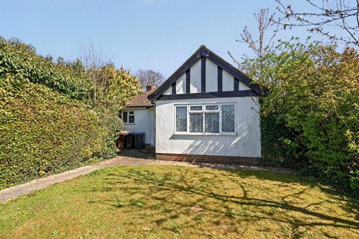 2 Bedroom Detached Bungalow For Sale In Farleigh Road, Warlingham, CR6