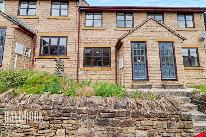 3 Bedroom Terraced House For Sale In Industry Street, Sheffield, S6