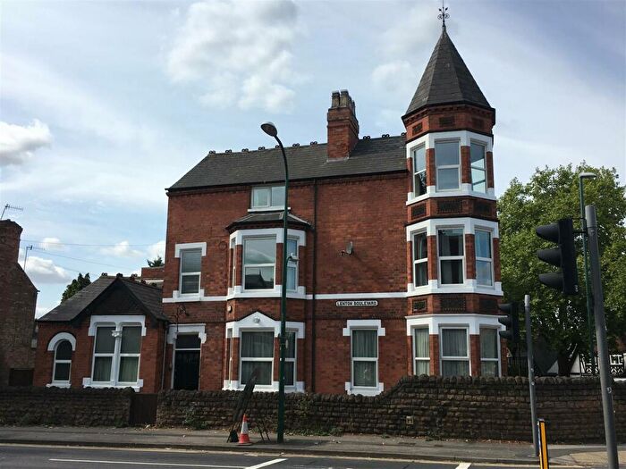 8 Bedroom Semi-Detached House To Rent In **£pppw Excluding Bills** Turret House, Lenton Boulevard, Nottingham, NG7