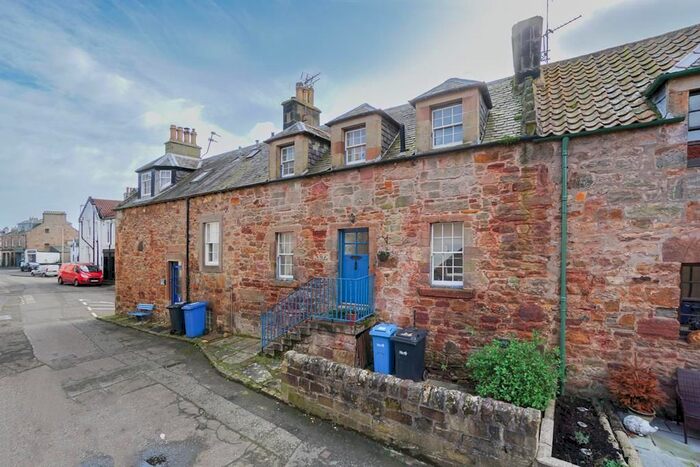 3 Bedroom Town House To Rent In West Green, Crail, Anstruther, KY10