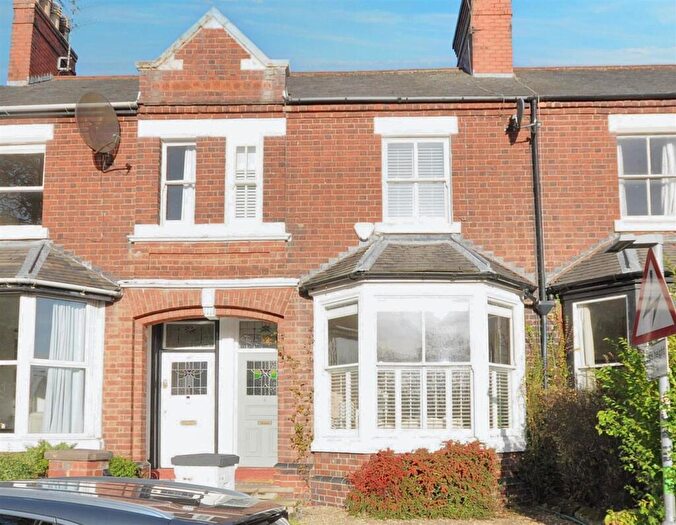 4 Bedroom Town House For Sale In Mount Crescent, Stone, ST15