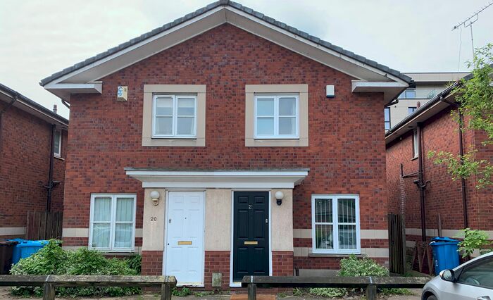2 Bedroom Terraced House To Rent In Linen Court, Salford, M3
