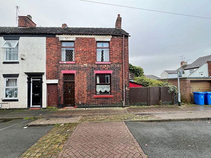 3 Bedroom End Terrace House For Sale In Henry Street, Stoke-On-Trent, Staffordshire, ST6