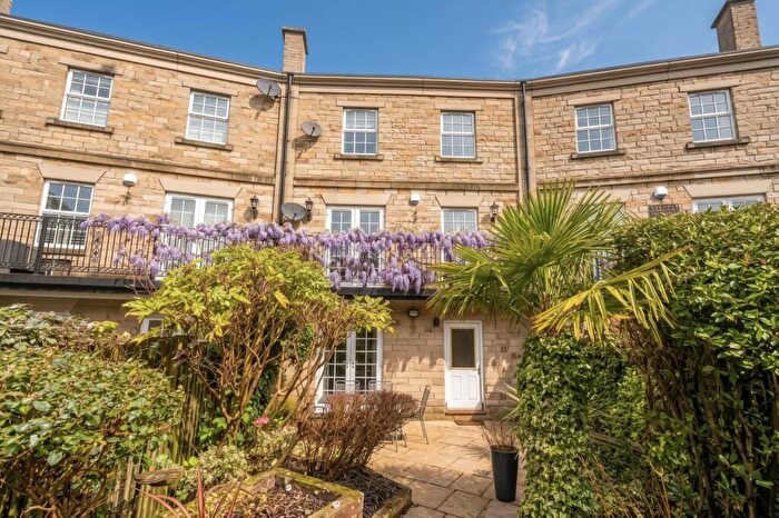 4 Bedroom Town House For Sale In Jill Kilner Drive, Burley In Wharfedale, Ilkley, LS29