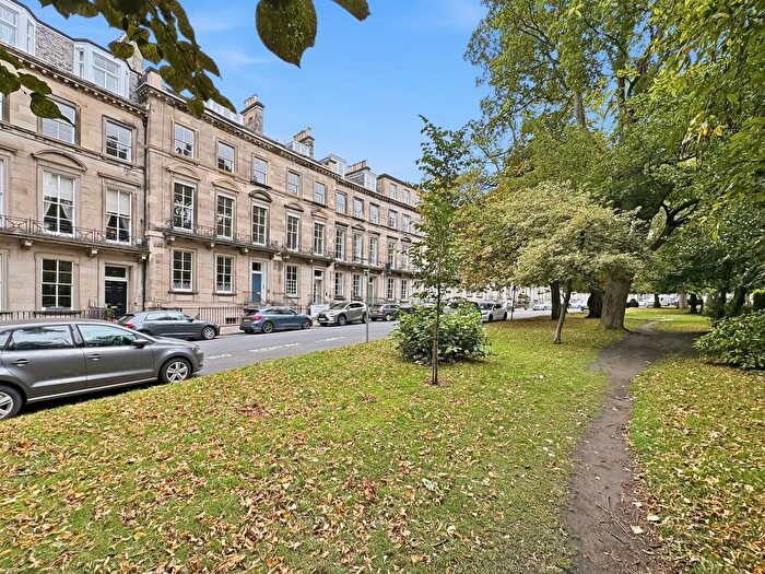 2 Bedroom Flat For Sale In F Clarendon Crescent, West End, Edinburgh, EH4