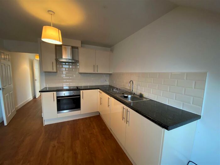 1 Bedroom Apartment To Rent In City Road, Cardiff, CF24