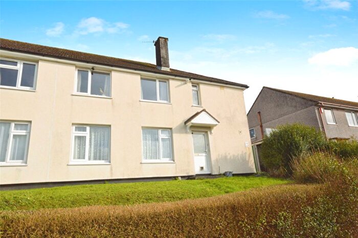 2 Bedroom Flat For Sale In Taunton Avenue, Plymouth, Devon, PL5