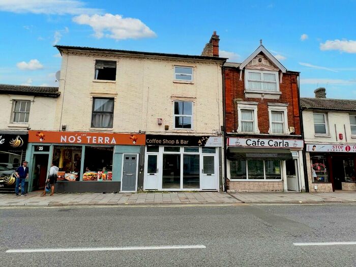 2 Bedroom Duplex To Rent In Norwich Road, Ipswich, Suffolk, IP1